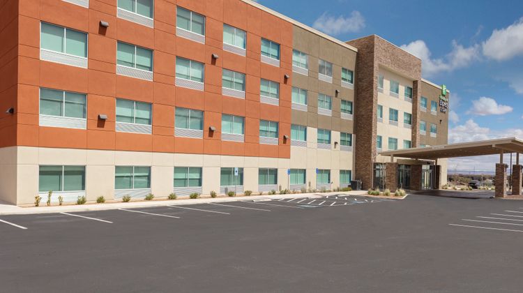 Holiday Inn Express & Suites El Paso N Exterior