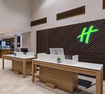 Holiday Inn Clarksville Northeast Lobby