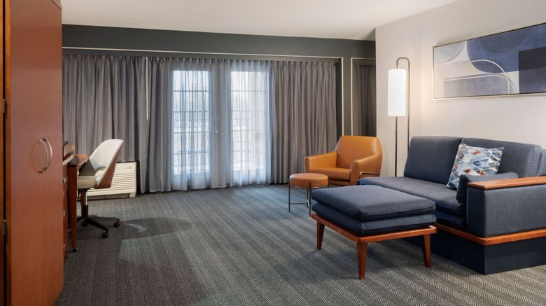 <b>Courtyard Columbus New Albany Suite</b>. Images powered by <a href="https://www.leonardoworldwide.com/" title="Leonardo Worldwide" target="_blank">Leonardo</a>.