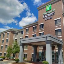 Holiday Inn Express & Suites Park Place