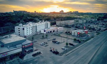 Aggieland Boutique Hotel