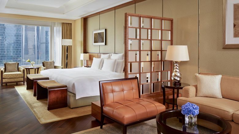 <b>The Ritz-Carlton, Shenzhen Suite</b>. Images powered by <a href="https://www.leonardoworldwide.com/" title="Leonardo Worldwide" target="_blank">Leonardo</a>.