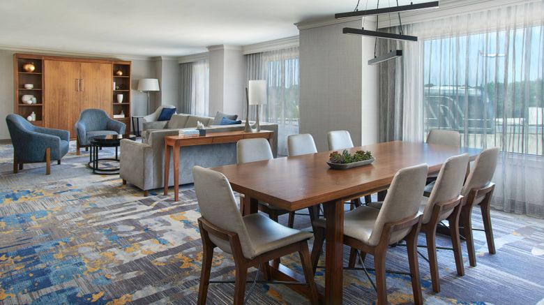 <b>Atlanta Airport Marriott Gateway Suite</b>. Images powered by <a href="https://www.leonardoworldwide.com/" title="Leonardo Worldwide" target="_blank">Leonardo</a>.