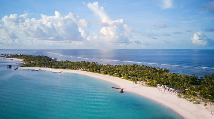 The Ritz-Carlton Maldives, Fari Islands Exterior