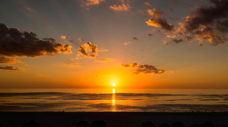 <b>JW Marriott Marco Island Beach Resort Suite</b>. Images powered by <a href="https://www.leonardoworldwide.com/" title="Leonardo Worldwide" target="_blank">Leonardo</a>.