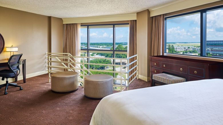 <b>Sheraton North Houston at IAH Airport Suite</b>. Images powered by <a href="https://www.leonardoworldwide.com/" title="Leonardo Worldwide" target="_blank">Leonardo</a>.