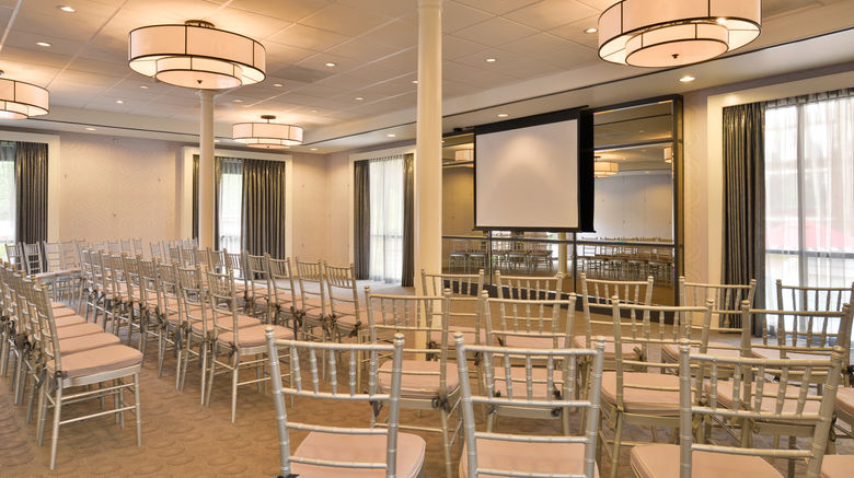 <b>Voco Laguna Hills Meeting</b>. Images powered by <a href="https://www.leonardoworldwide.com/" title="Leonardo Worldwide" target="_blank">Leonardo</a>.