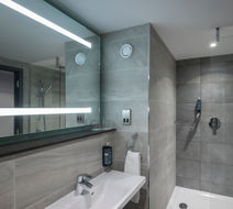 Maldron Hotel Manchester City Centre Room