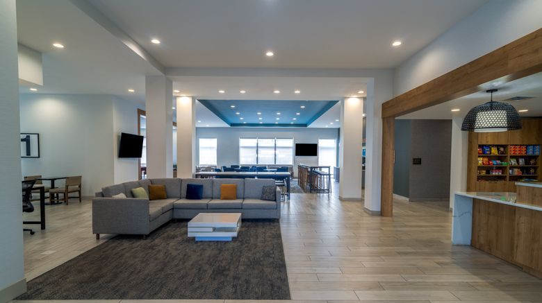 <b>Staybridge Suites Louisville Expo Center Lobby</b>. Images powered by <a href="https://www.leonardoworldwide.com/" title="Leonardo Worldwide" target="_blank">Leonardo</a>.
