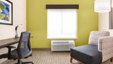 <b>Holiday Inn Express NW Medical Area Room</b>. Images powered by <a href="https://www.leonardoworldwide.com/" title="Leonardo Worldwide" target="_blank">Leonardo</a>.