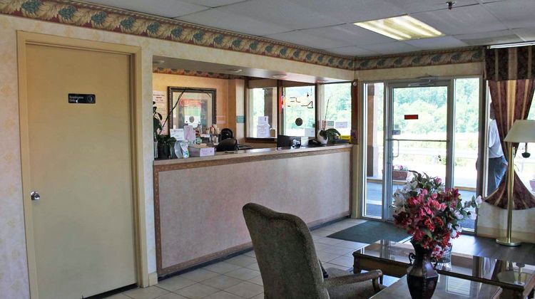 Scottish Inn Lobby