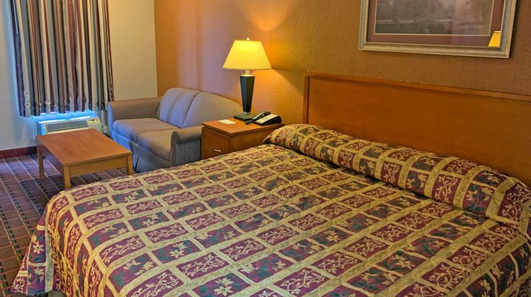 Scottish Inn Room
