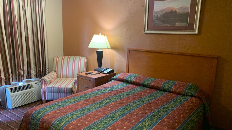 <b>Scottish Inn Room</b>. Images powered by <a href="https://www.leonardoworldwide.com/" title="Leonardo Worldwide" target="_blank">Leonardo</a>.