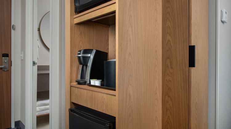Fairfield Inn & Suites Aberdeen Room
