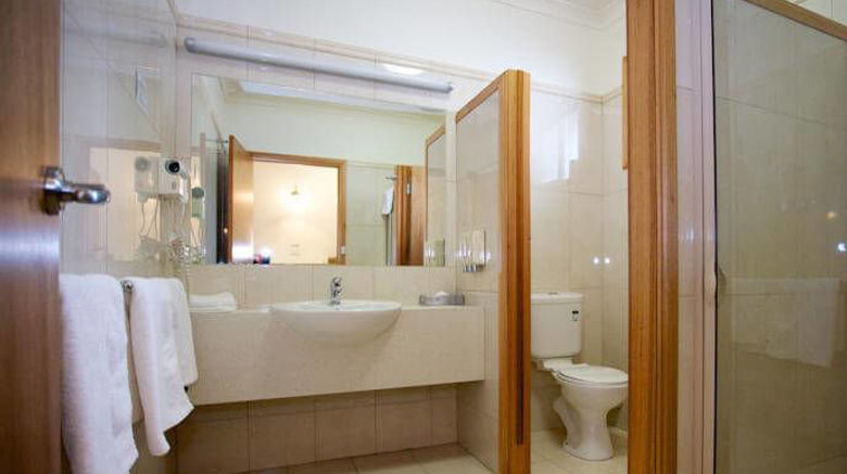 <b>Golden Grain Motor Inn Room</b>. Images powered by <a href="https://www.leonardoworldwide.com/" title="Leonardo Worldwide" target="_blank">Leonardo</a>.