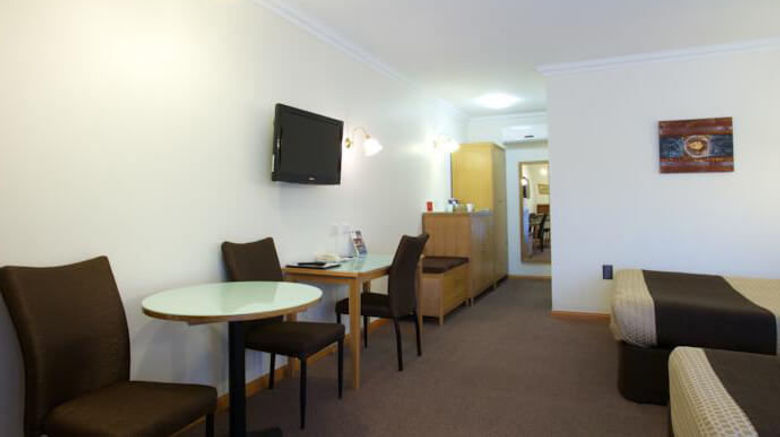 <b>Golden Grain Motor Inn Room</b>. Images powered by <a href="https://www.leonardoworldwide.com/" title="Leonardo Worldwide" target="_blank">Leonardo</a>.