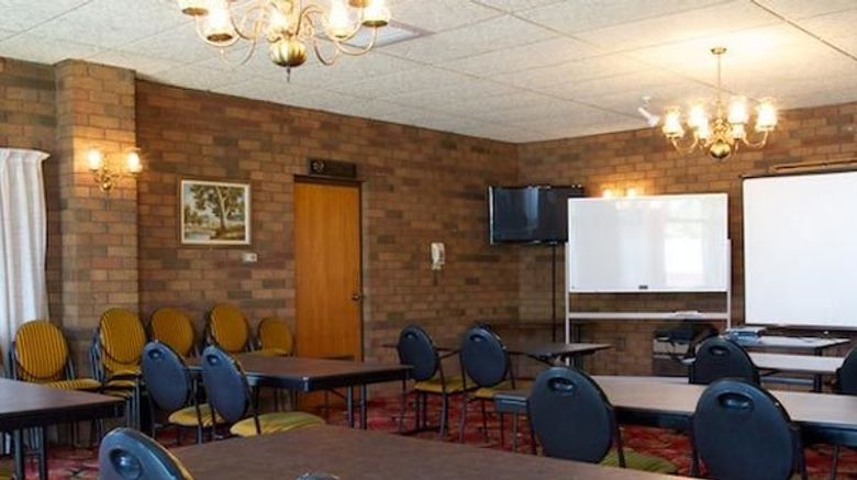 <b>Golden Grain Motor Inn Meeting</b>. Images powered by <a href="https://www.leonardoworldwide.com/" title="Leonardo Worldwide" target="_blank">Leonardo</a>.