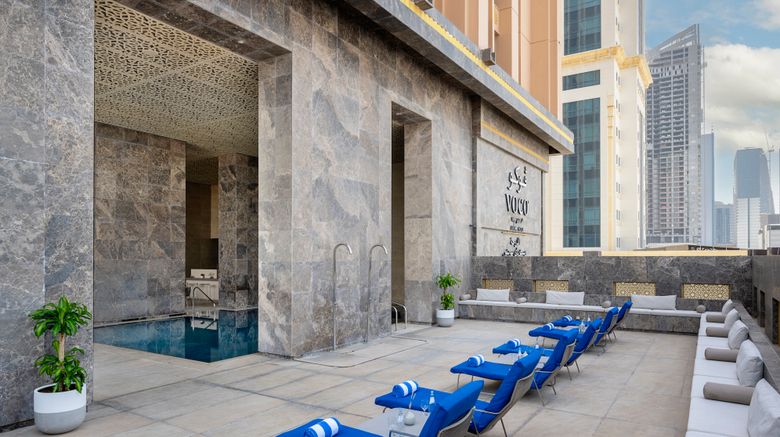 <b>voco Doha West Bay Suites Pool</b>. Images powered by <a href="https://www.leonardoworldwide.com/" title="Leonardo Worldwide" target="_blank">Leonardo</a>.