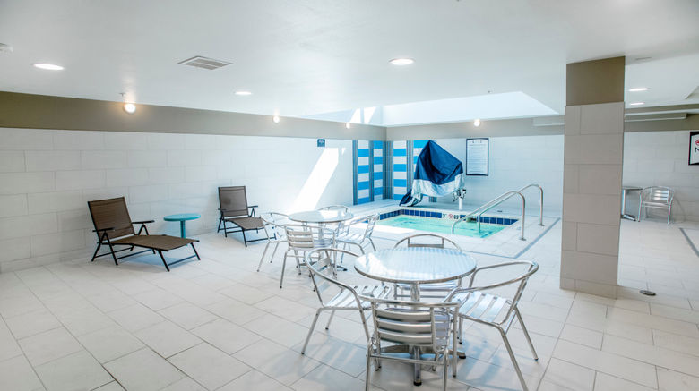 <b>Staybridge Suites Denver Downtown Pool</b>. Images powered by <a href="https://www.leonardoworldwide.com/" title="Leonardo Worldwide" target="_blank">Leonardo</a>.