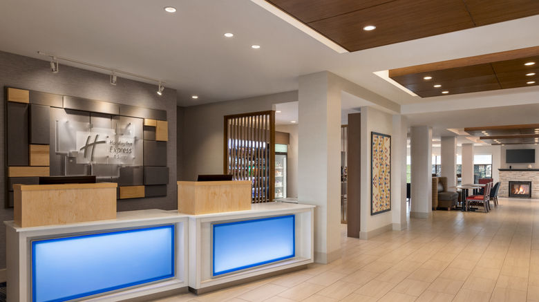 <b>Holiday Inn Express Hotel & Suites Lobby</b>. Images powered by <a href="https://www.leonardoworldwide.com/" title="Leonardo Worldwide" target="_blank">Leonardo</a>.