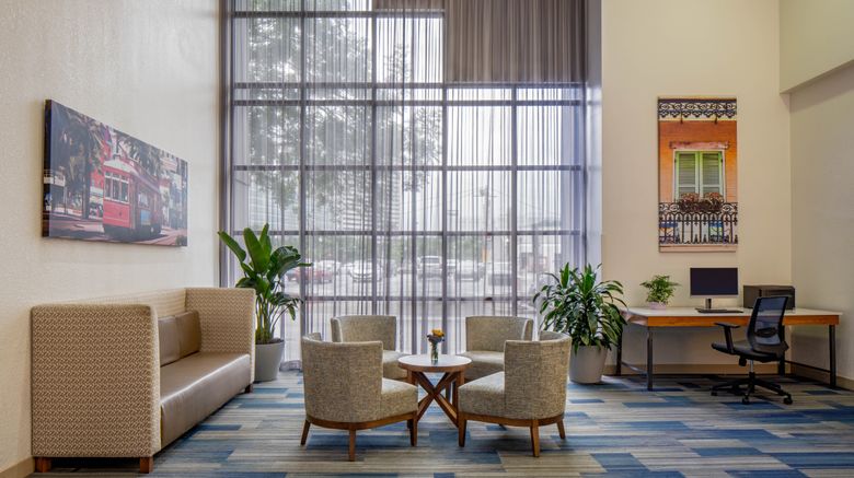 <b>Holiday Inn Express New Orleans Downtown Lobby</b>. Images powered by <a href="https://www.leonardoworldwide.com/" title="Leonardo Worldwide" target="_blank">Leonardo</a>.
