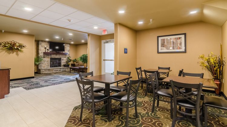 Cobblestone Inn & Suites Oberlin Restaurant