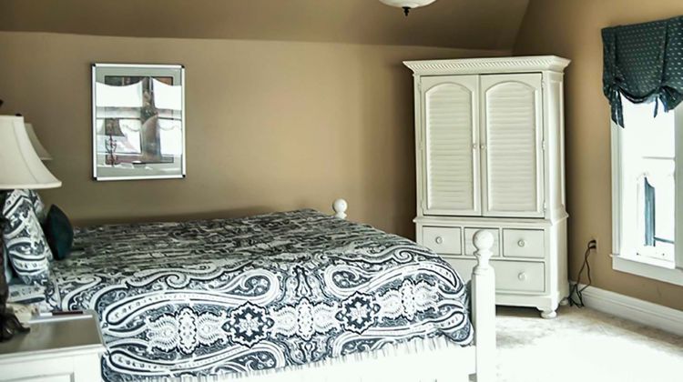 Inn on Ferry Street Room
