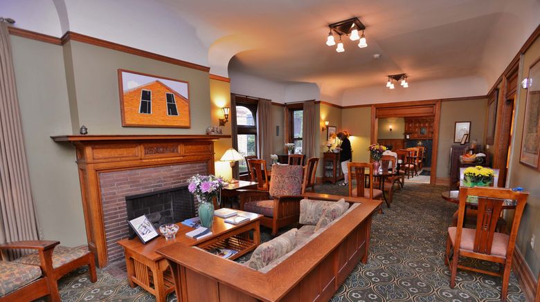 <b>Inn on Ferry Street Lobby</b>. Images powered by <a href="https://www.leonardoworldwide.com/" title="Leonardo Worldwide" target="_blank">Leonardo</a>.