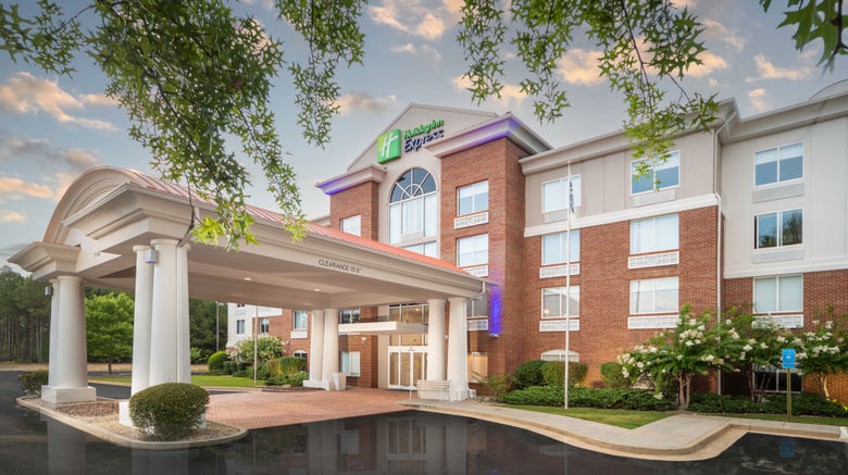 <b>Holiday Inn Express Exterior</b>. Images powered by <a href="https://www.leonardoworldwide.com/" title="Leonardo Worldwide" target="_blank">Leonardo</a>.