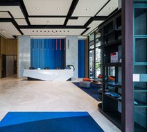 Holiday Inn Express Kaohsiung Love River Lobby