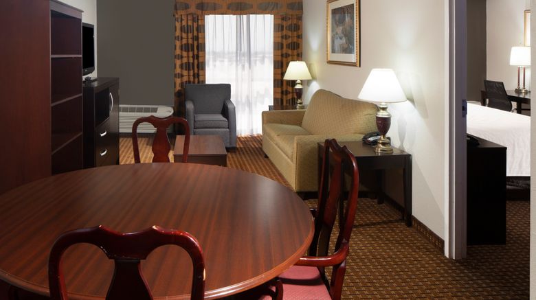 <b>Holiday Inn Airport & Conf Center Suite</b>. Images powered by <a href="https://www.leonardoworldwide.com/" title="Leonardo Worldwide" target="_blank">Leonardo</a>.