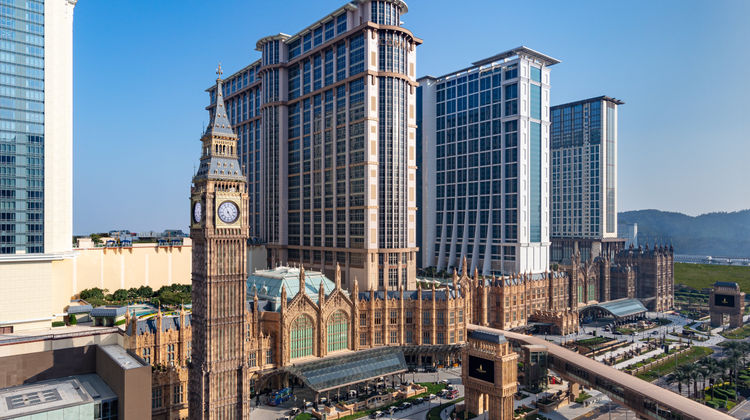 Holiday Inn Macao Cotai Central Exterior