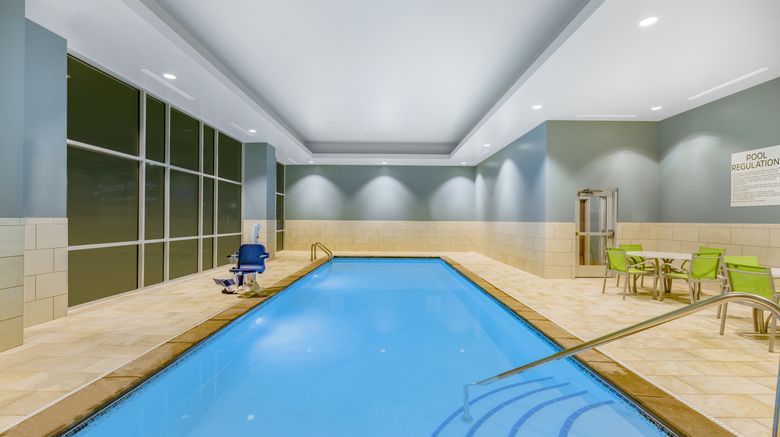 <b>Holiday Inn Express & Suites Downtown Pool</b>. Images powered by <a href="https://www.leonardoworldwide.com/" title="Leonardo Worldwide" target="_blank">Leonardo</a>.