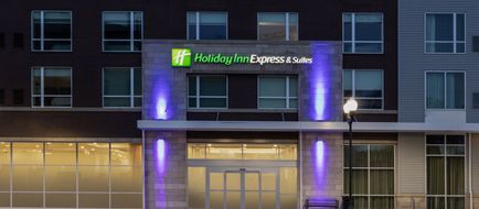 Holiday Inn Express & Suites Downtown Exterior