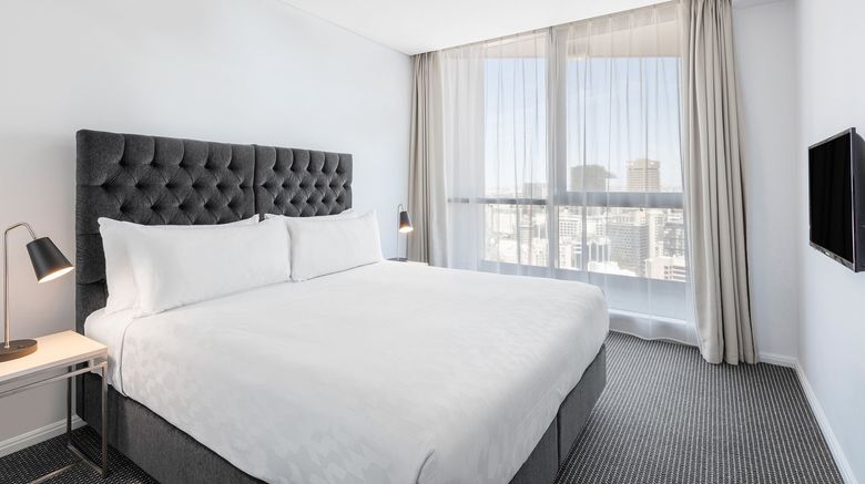 <b>Meriton Suites Campbell Street Suite</b>. Images powered by <a href="https://www.leonardoworldwide.com/" title="Leonardo Worldwide" target="_blank">Leonardo</a>.