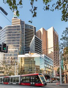 Meriton Suites Campbell Street