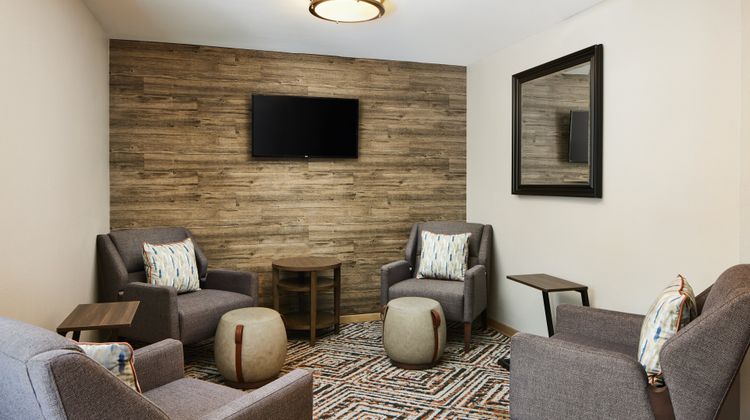 Candlewood Suites Lobby