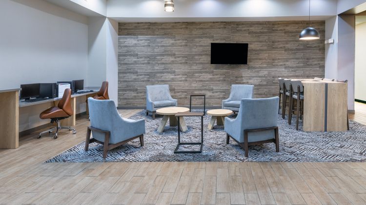 Candlewood Suites Mount Pleasant Lobby