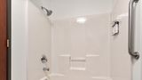 <b>Holiday Inn Express Room</b>. Images powered by <a href="https://www.leonardoworldwide.com/" title="Leonardo Worldwide" target="_blank">Leonardo</a>.