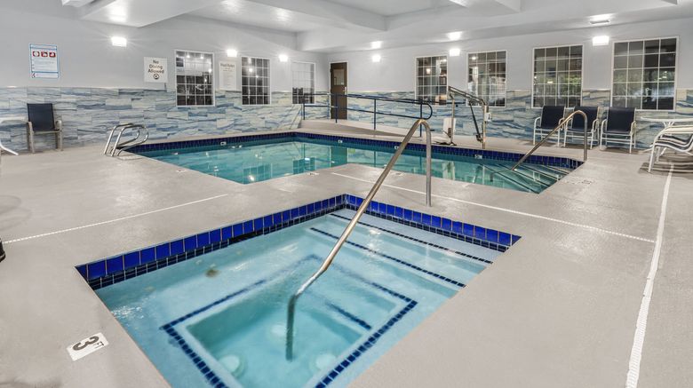<b>Holiday Inn Express Pool</b>. Images powered by <a href="https://www.leonardoworldwide.com/" title="Leonardo Worldwide" target="_blank">Leonardo</a>.