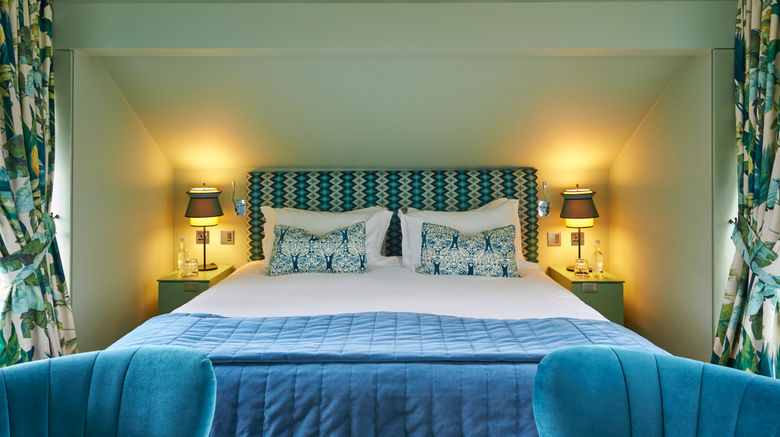 <b>Hotel du Vin Exeter Suite</b>. Images powered by <a href="https://www.leonardoworldwide.com/" title="Leonardo Worldwide" target="_blank">Leonardo</a>.