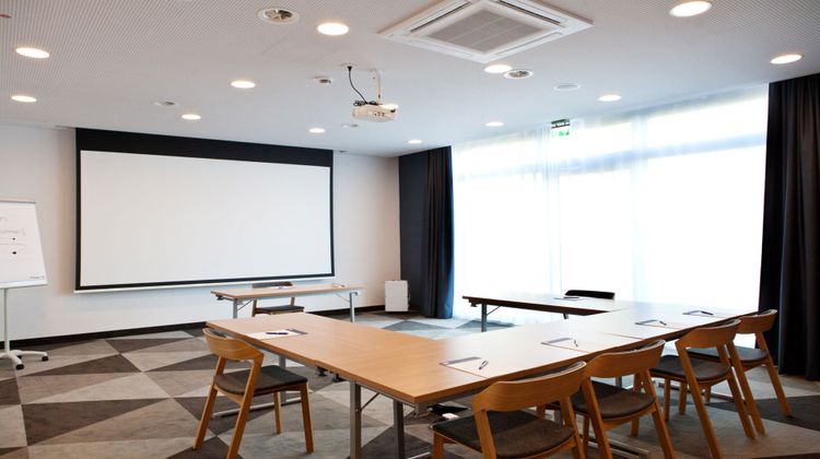 Holiday Inn Express Ringsheim Meeting