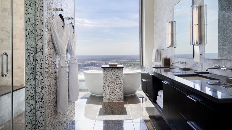 The Westin Dallas Downtown Room