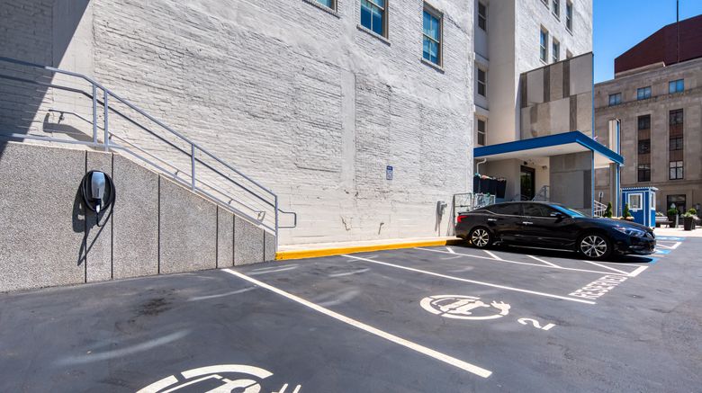 <b>Holiday Inn Express Kansas City Downtown Exterior</b>. Images powered by <a href="https://www.leonardoworldwide.com/" title="Leonardo Worldwide" target="_blank">Leonardo</a>.