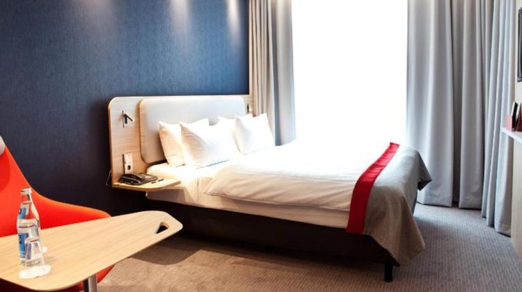 Holiday Inn Express Remscheid Room
