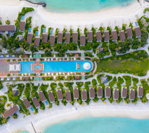 Kagi Maldives Resort & Spa Pool