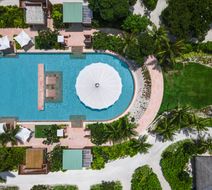 Kagi Maldives Resort & Spa Pool