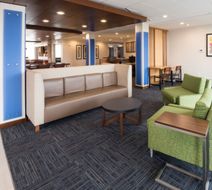 Holiday Inn Express & Stes Michigan City Lobby