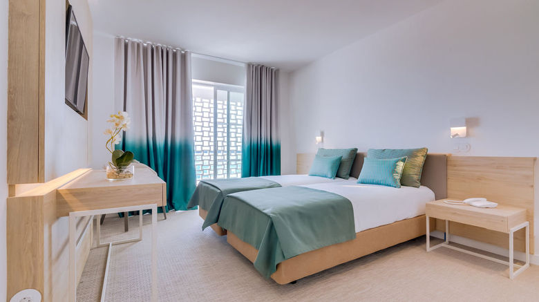 <b>Sol e Mar Hotel Room</b>. Images powered by <a href="https://www.leonardoworldwide.com/" title="Leonardo Worldwide" target="_blank">Leonardo</a>.