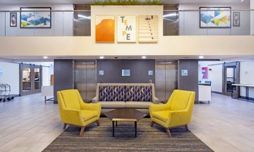 Holiday Inn Express & Stes Phoenix-Tempe